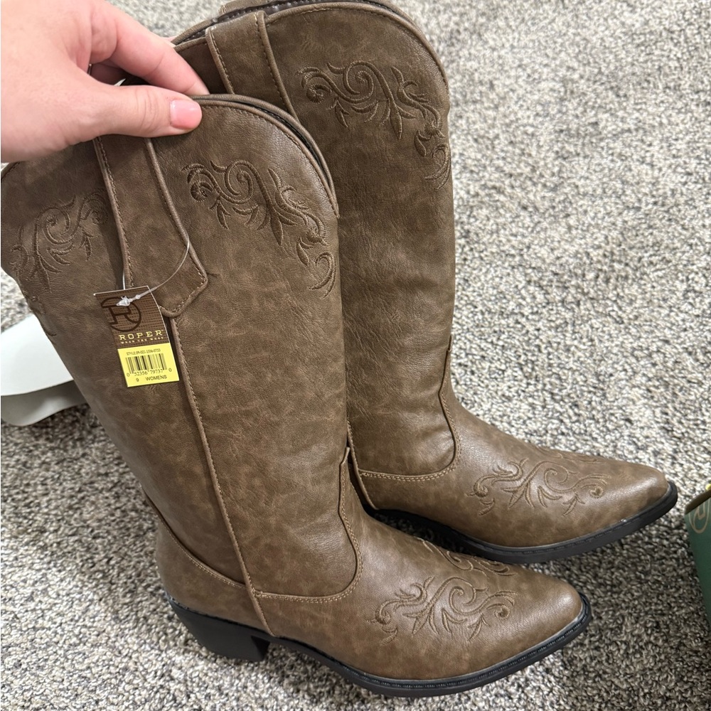 Roper Taupe Western-Style Mid-Calf Heeled Boots